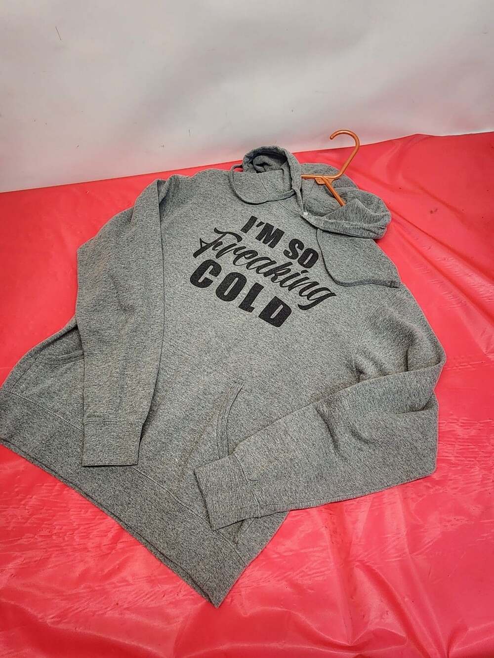 I'm So Freaking Cold Graphic Print Pullover Hoodie Gray